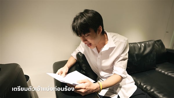 51K views · 16K reactions | BUS THE DEBUT DOCUMENTARY EP. 2 : BUS’ FIRST SONG เตรียมตัวแบ่งท่อนร้องในเพลง ‘Because of You, I Shine’ : https://youtu.be/tQ02WSrTpFg ติดตามชม ‘BUS THE DEBUT DOCUMENTARY’ ทุกวันศุกร์ เวลา 18:00 น. YouTube: BUS because of you i shine #BUSTheDebutDocumentaryEP2 #BUSTheDebutDocumentary #BUSbecauseofyouishine | BUS because of you i shine | Facebook