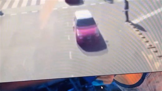 当代码以一种莫名其妙的方式运行了起来时，那就不要去动它了…