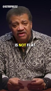 Neil deGrasse Tyson Destroys Flat Earth with One Easy Experiment #science #earth #neildegrassetyson | AstroPhilesz