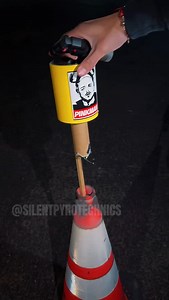 PINKMAN STROBE ROCKET #crazy #pyro (Via: @pyro.hulk) 🎥#fireworks #explore #street | Silentpyrotechnics