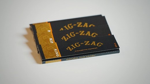 Watch Zig Zag King Size Rolling Papers on Amazon Live