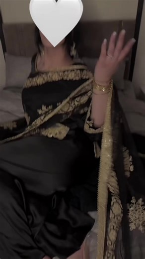 Exploring Silk Fabrics: A Deep Dive Into Black Textiles