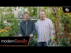I Beg Your Garden - Modern Family