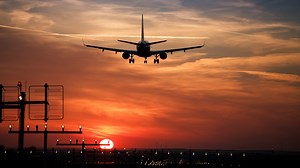 Here's how the airline industry could cut its emissions in half