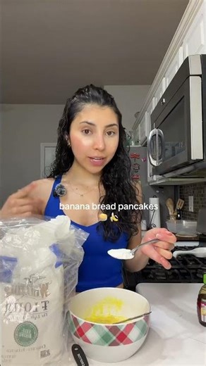 BANANA BREAD PANCAKES 🥞🍌 #bananabread #pancakes #easyrecipes