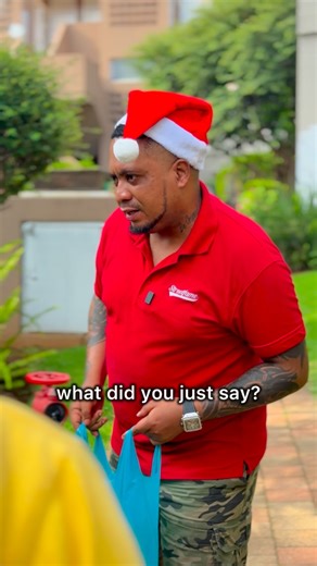 Tshiamo Semunza on Instagram: "Merry Christmas everyone 😂 stay safe and enjoy Manjoh with your family 😂 Comedy Parody #merrychristmas #christmas #comedy #reels #funny"