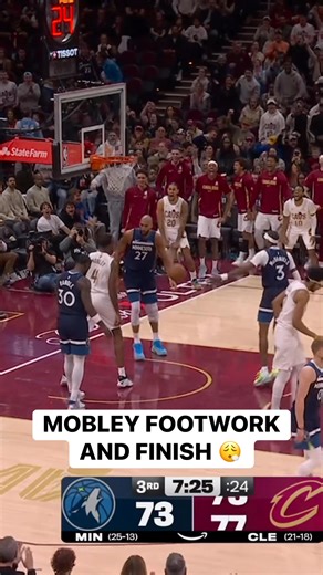 Evan Mobley with the fake and footwork for the ONE-HAND JAM! 😤 Tap to Watch on Prime ➡️ https://www.nba.com/how-to-watch-game-redirect/0022500542?partnerRef=NBA&platform=Facebook&surface=Post | NBA