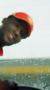 Chaque kilomètre compte avec Shell ! De l'entretien de votre moteur à la facilité de paiement avec la Shell Card, nous vous accompagnons à chaque étape de votre voyage. Simplifiez votre conduite tout en préservant la performance de votre voiture. 🚗💳 #GoWell #FiertéSénégalaise #ShellService #ShellCard | Shell Senegal