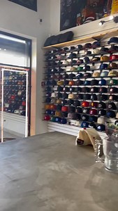 Salió ganon el novio 😳 #viral #parati #gorras #gorrasoriginales #gorrasnewera | Cero Nueve Sports