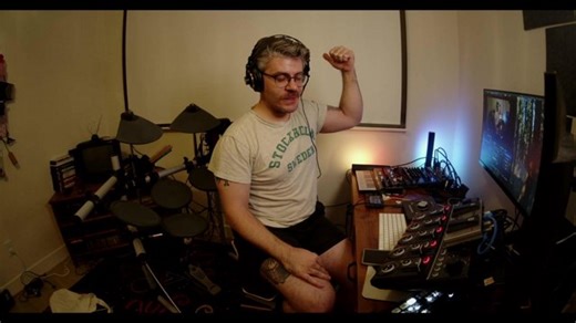 the electric guitar showed up, but audio problems persist