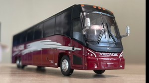 MCI J4500大巴 IR 1:87