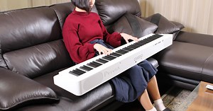 カシオの新型フルサイズ電子ピアノ「PX-S1000」弾いてみた！ スリムすぎて概念変わる - 価格.comマガジン