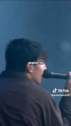 Artemas Debuts New Song 'Southbound' Live