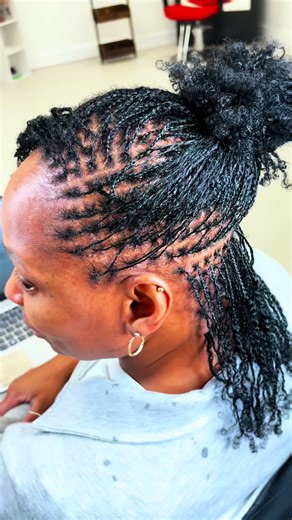Tweaked Head Spa Microloc install Time: 5hr30min Jackson,Ms area Text 601-213-9077 for more info #shampoo #microlocs #locs I do not own any music rights
