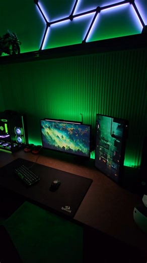 dual monitor gaming setup #gaming #desksetup #setup #tech #gamingsetup #viral #pc #dualmonitor