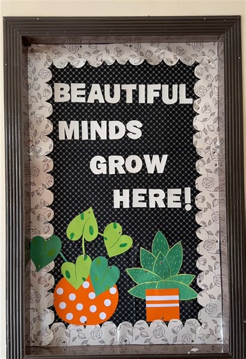 School softboard preparation ✨🎨 #schoollife #school #softboarddecoration #teachersoftiktok #teachers