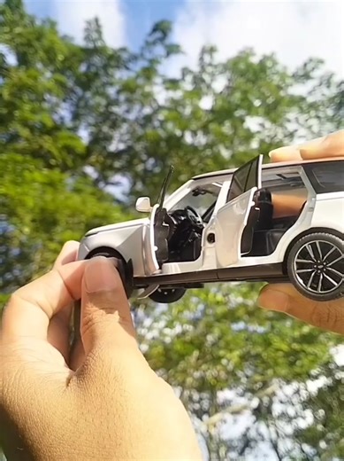 Range Rover 🤍 Diecast Model Car