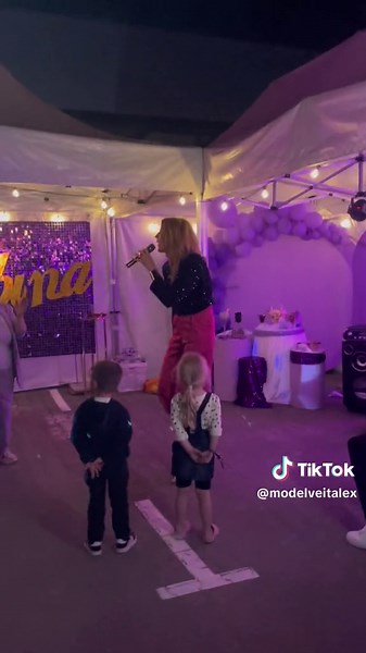 #ergehörtmir #helenefischerdoubleshow Jetzt einfach via 💌managementveitalex@gmx.de anfragen und buchen! #helenefischerdouble #helenefischer #diehelenefischershow #diehelenefischershow2024 #veitalex #schützenfest #karneval #jubiläum #weihnachtsfeier #mariannerosenberg @mariannerosenberg