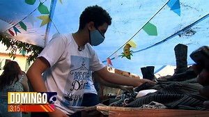 No Hora do Faro deste domingo (27), conheça a história do garoto que abriu um brechó no RJ para ajudar a mãe ❤️ E mais: tem invasão na Mansão Power 👊 Não perca, às 15h15, na Record TV! | Hora do Faro