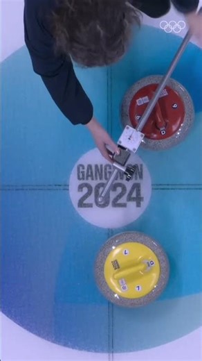 Curling is a strategy exam on ice. 🧠❄️#Olympics #MilanoCortina2026 #Curling #WinterOlympics