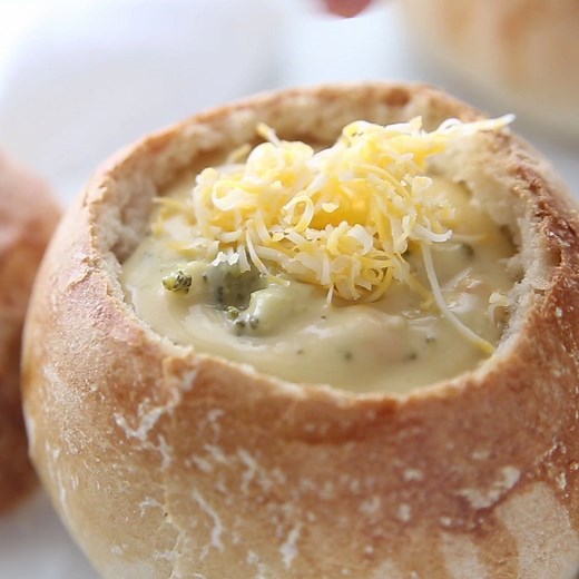 Make these easy HOMEMADE BREAD BOWLS with your favorite soup for the most comforting dinner ever!! You won't believe how easy these are to make at home with a perfect crusty exterior and soft in the center. https://tastesbetterfromscratch.com/homemade-bread-bowls/ | Tastes Better From Scratch