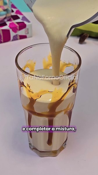 🤩 Dulce de Leche Milkshake #quickrecipes #easydessert #camilasrecipe #camilabeatriz