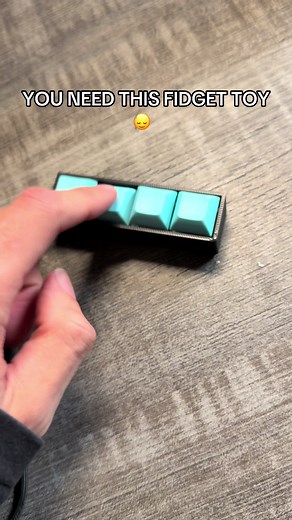 most satisfying mechanical keyboard fidget toy ever? 🫴 #fidgettoys #satisfying #tiktokshopfinds