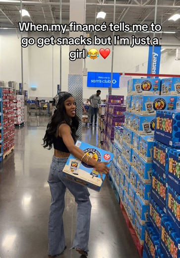 Put them back😂😂 #niyahwanya #fyp #gymcouple #gymtok #couplestiktok