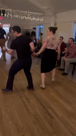 NEW CLASS Starts first Wednesday of Every Month Join Tristan & Katie at VMAC for our newest partnerwork series - Lindy Hop!! No experience or partner required! Wednesdays at 7:30PM Lindy Hop 1: ​1 (Teal) | 6-count Fundamentals and ShapesWebsite description: Step into the joyful world of swing dancing! This beginner-friendly class introduces you to Lindy Hop, the vibrant jazz dance born in the Black communities of Harlem during the 1920s and ’30s. You'll learn essential 6-count footwork, how to c
