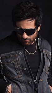 344K views · 2.6K reactions | Why so serious. Let’s put a smile on that face… Photography: @dabbooratnani Assisted By @manishadratnani Post Production @dabbooratnanistudio Edit by @myrahratnani Makeup @ayeshaqmakeup Hair @aalimhakim Styling @theshaahidamir Shot on @fuifilmxindia Lights @godoxindiaofficial #fardeenkhan #fashion #bollywood | Fardeen Feroz Khan | Facebook