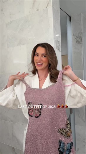 Madeleine White Fedyk on Instagram: "Happy new year I hope 2026 brings you lots of love, laughter and outfits that fit xx"