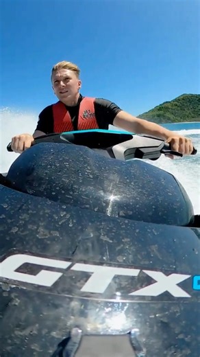 Escape the clock and explore the Whitsunday Islands your way with our Half-Day Private Charter from Airlie Beach. Whether you crave snorkeling on vibrant reefs, relaxing on Whitehaven Beach, or discovering hidden coves—this is your time to roam. ✔ Pick your pace—choose your spots ✔ All gear, drinks & snacks included ✔ Perfect for groups of up to 26 ✔ Departs 10am, returns 3pm — ideal if you're short on time Tour Details: https://tinyurl.com/55kvhz38 Dive into paradise today—tailor-your-tour, mak