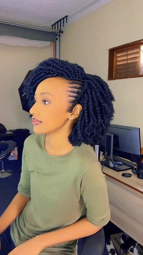 5d Spring Twist #mauricedacrochetmaster #hairbyclipperzinstitute #hairbyclipperz #mauricedacrochetmastertips #5dspring