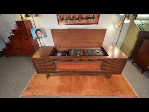 GE Stereo Console Model C843 with the TAC/TD-250 Stereo Library Tape System.