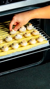 304K views · 1.7K reactions | Simpler than you imagine. The best appetizer recipe, from puff pastry Ingredients: puff pastry: 300 g (11 oz) bacon: 150 g (5.3 oz) onion: 3 pc mushrooms: 300 g (11 oz) OVER MEDIUM FIRE: 5 MIN salt: 2 g (0.1 oz) black pepper: 2 g (0.1 oz) sour cream: 80 g (2.8 oz) mozzarella: 150 g (5.3 oz) puff pastry: 250 g (8.8 oz) | Appetizing.tv | Facebook