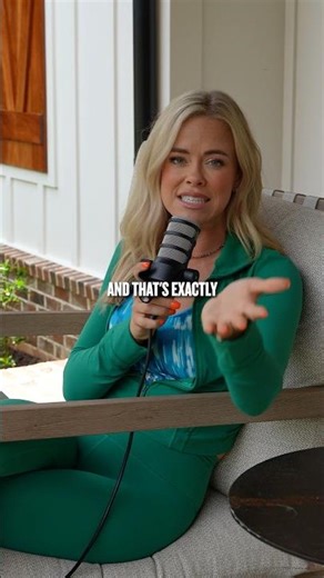 Picture ads operating with the same cycle as a washing machine