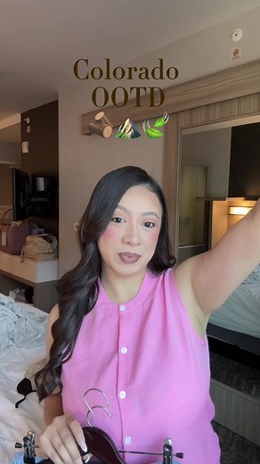 Drove up to one of the highest mountains in Colorado, Pikes Peak Summit mountain it was such a thrilling experience yall.🥹 #vacationoutfits #colorado #getreadywithme #vlog #modestfashion #foryoupage #trending