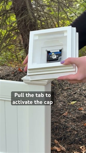 Switch to solar post caps to effortlessly light up your deck or fence ☀️🔌 #solarenergy #deckideas