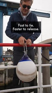58K views · 1.8K reactions | The slipped clove hitch is fast to tie, easy to adjust and opens instantly when it’s time to go. We teach it early and use it every day. ⚓甆 #skipper #captain #knot #menorca #sailing #knots #boating | AguasAzules.Menorca | Facebook