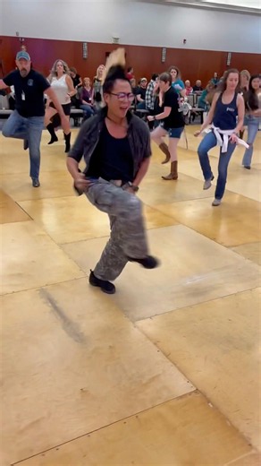 RUDE DUDE Line Dance w Mark Paulino #bootscootin #linedance #halfturn