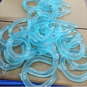 [Hot Item] Hot Selling Summer Dissipation Wearable Neck Cooling Tube Cooling Neck Ice Pack Wrap