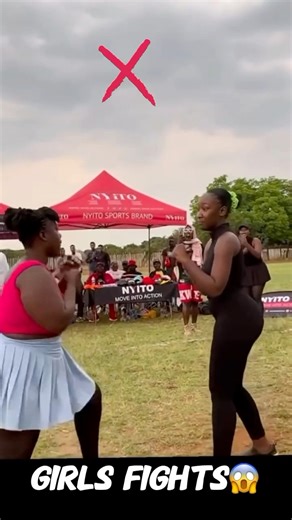 12K views · 55 reactions | Girls fights are jocking藍#mma #onhitpunch #muaythaifighter #BrutalKnockout #americanfighter #streetfight #mmafighter #mma #fblifestyle #selfdefence #girlsfight | Street Fight | Facebook