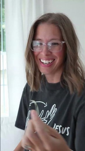 How to Sign “Blessed” in ASL