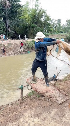 202K views · 1.7K reactions | Incredible cast net throwing  | Nimit Village | Facebook