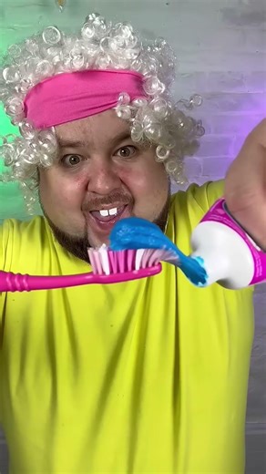 How to use toothpaste 😃 #funny #shorts