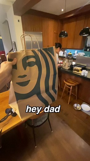 Iron chef dad turns #Starbucks turned gourmet ☕️ | cake pop