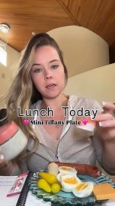 70K views · 823 reactions | Day 4/21 day #tiffanyplate challenge 﫶 Meant to say chia seed pudding not oats, whoops!  | Tiffany Health & Weight Loss | Facebook