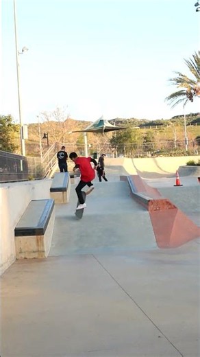 kickflip kickflip kickflip fakie half cab flip