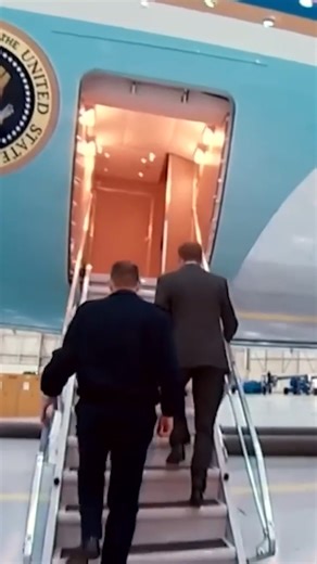 296K views · 1.7K reactions | History Of Air Force One! What Is The Future? #airforce #airplane #pilot #President #reelsfacebook | MenTour Pilot | Facebook