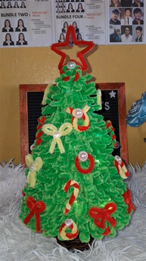 🎄 Christmas Tree Made from Fuzzy Wire. Now Available with Christmas Lights! 🎄 You can even request your favorite color! 🌈 What are you waiting for? Avail now our minimalist and space-saving Christmas tree — perfect for any corner of your home! #FuzzyWire #ChristmasDecor #minimalisttree #christmastree #fuzzywirecrafts | KCreativity